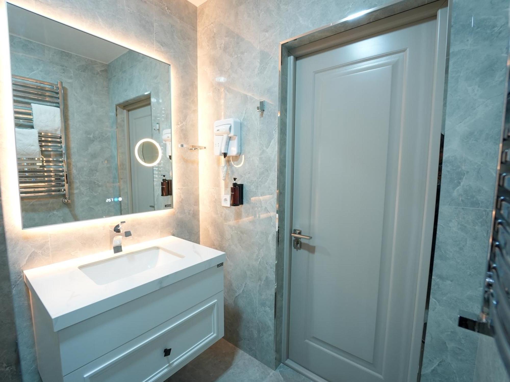 Avant Hotel Tashkent Pool&Spa Dış mekan fotoğraf